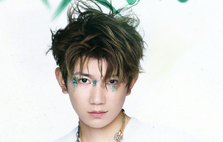 王源天津演唱会的具体歌单包含了哪些经典和新歌？|曲目|音乐|宇宙|巡演|歌词