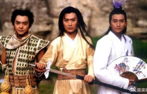 王艳《武林外史》这些穿帮镜头，播了17年才发现，但它依旧经典|黄海冰|穿越|创可贴|沈浪|自杀