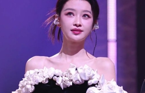 徐洁儿卑微推销自己却无人搭理，《浪姐7》后台这3分钟，看透了内娱