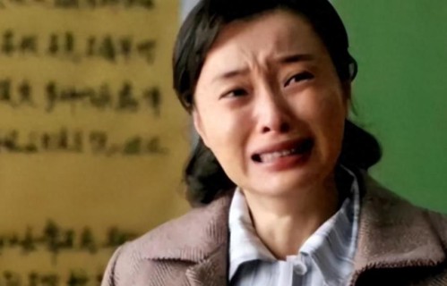 与陈建斌分手20多年，吴越迎来喜讯，她成了对方"高攀不起"的模样 