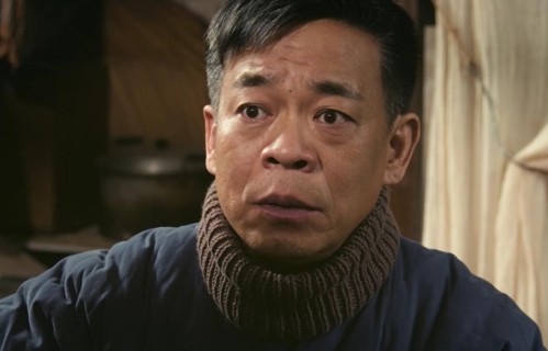 明明同一人，演完《家业》再演《主角》，脱掉古装差点没认出来