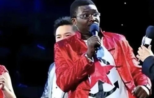 黑人歌手好弟：娶了中国女孩，闺女随他，定居中国多年却没绿卡