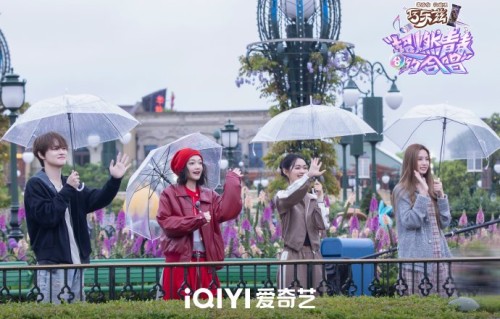 爱奇艺《超燃青春的合唱》第七期在迪士尼乐园的舞台具体是如何制作的？