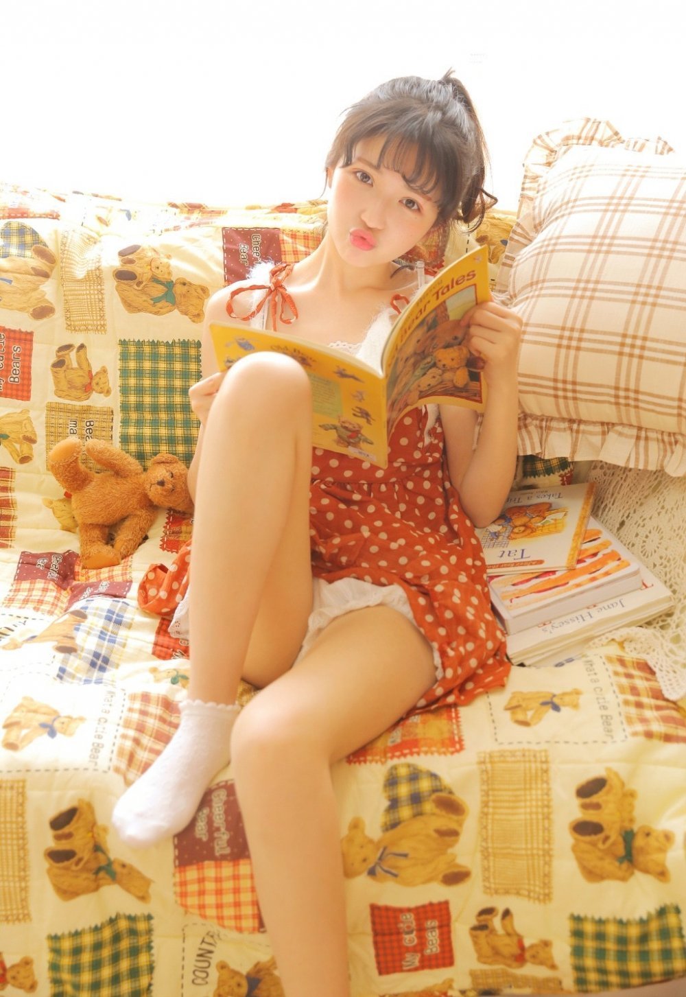 金牛座，你摊上事了！五一前，你身边有个人要走，早点做准备