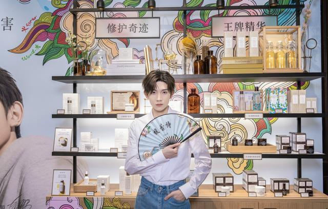 （文/桃子大大 图/源网络）