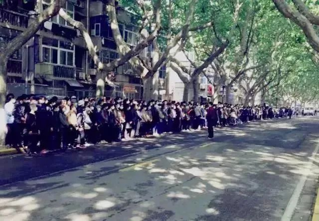 《我不是药神》剧照 