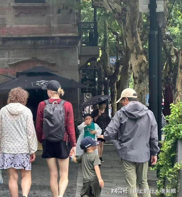 打开网易新闻 查看精彩图片