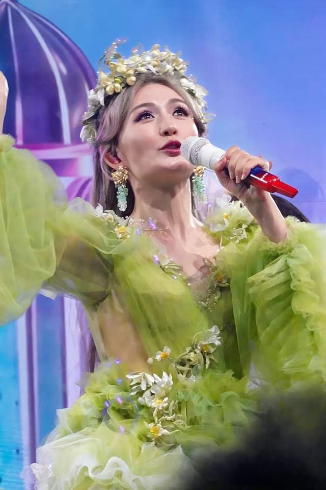 打开网易新闻 查看精彩图片